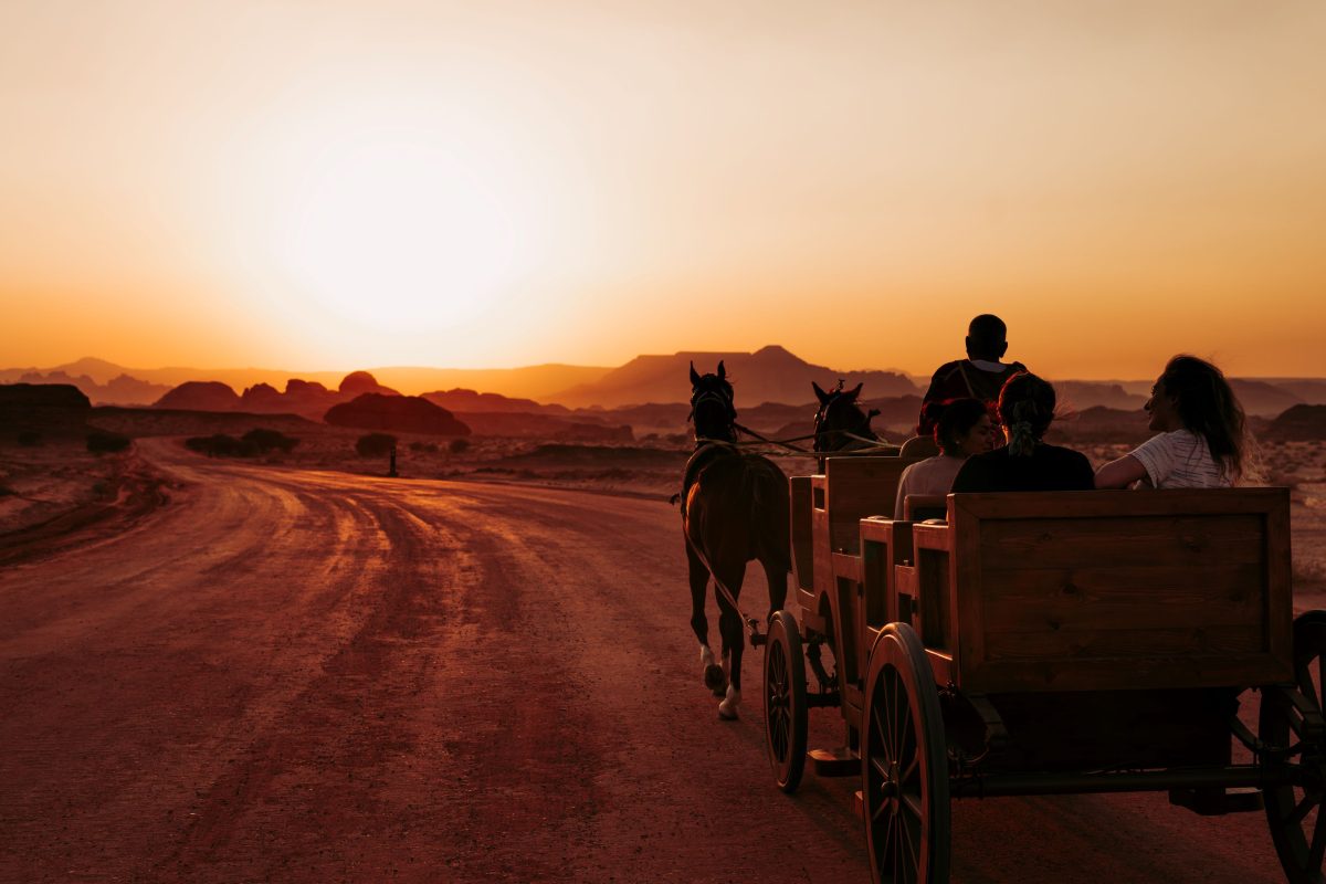 رحلة عبر الزمن بإنتظار ضيوف مهرجان الممالك القديمة في لحظات العلا